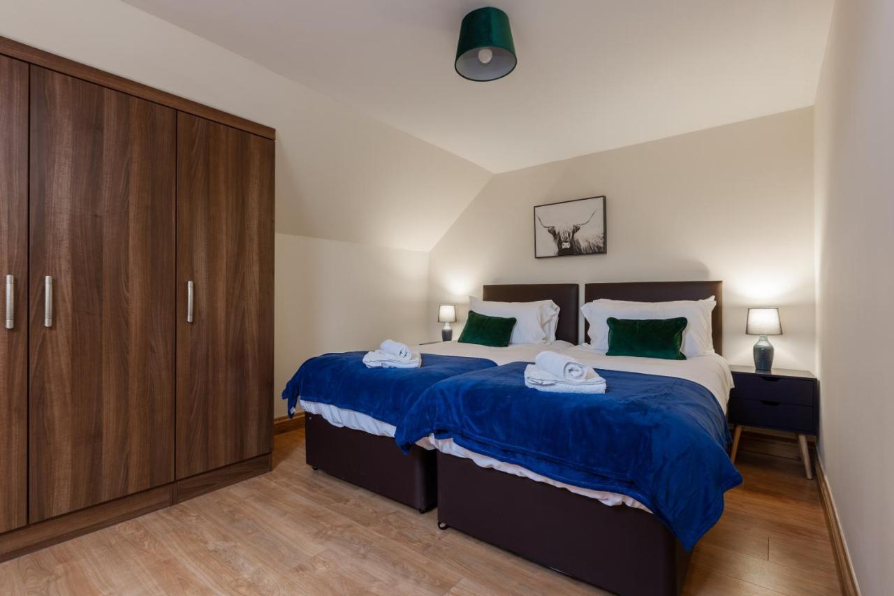 Albert - 5 Bedrooms Sleeps 11 Parking Wi-Fi Contractors Preston  Exterior photo